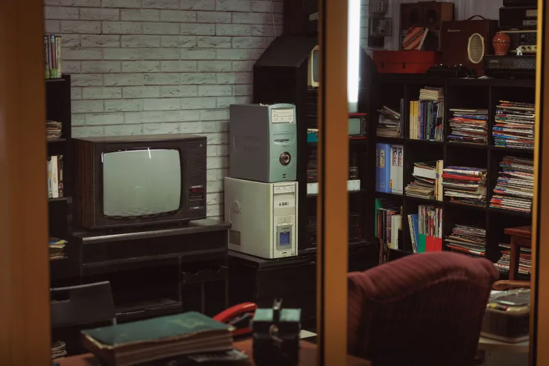 Circling Thursday Night: What We Lost When TV Stopped Making Us Wait